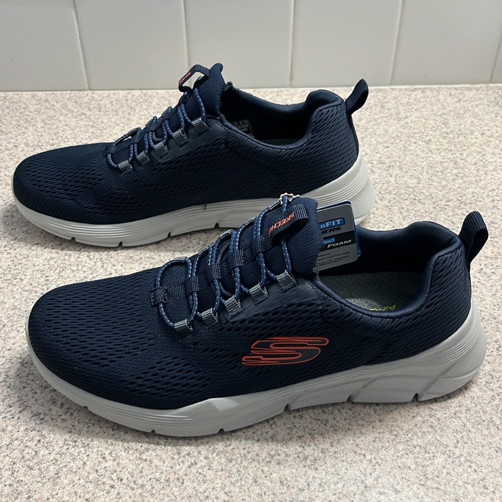 NWT Skechers Relaxed Fit sneakers Navy Blue Pair #2